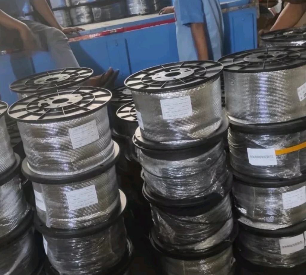 NO BRAND FIBER 1 CORE 3 SELING