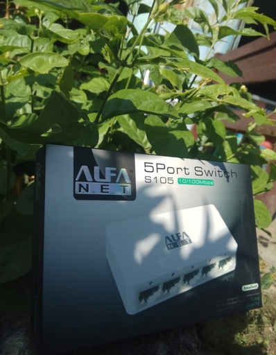 [000398] SWITCH HUB ALFA NET S105